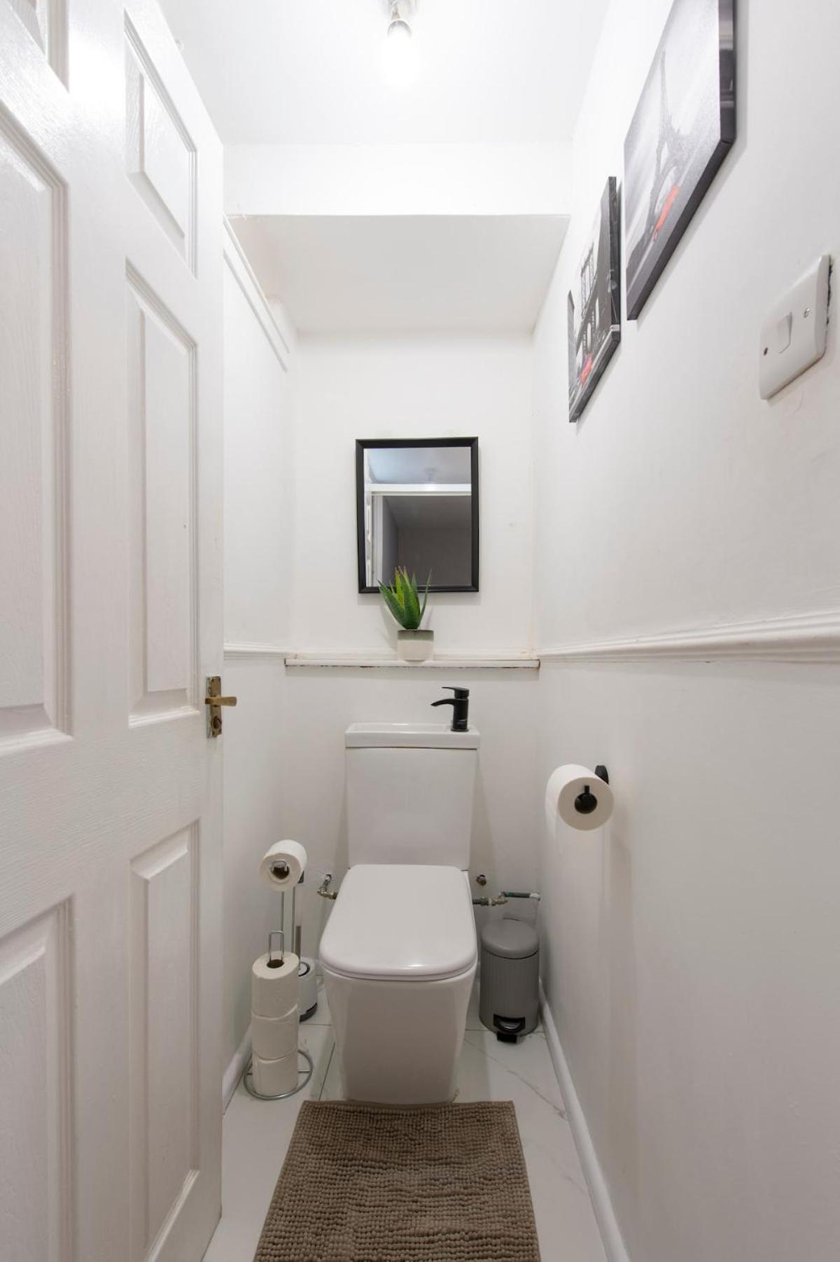 Lovely 2-Bed 20 Mins To Central London Ngoại thất bức ảnh