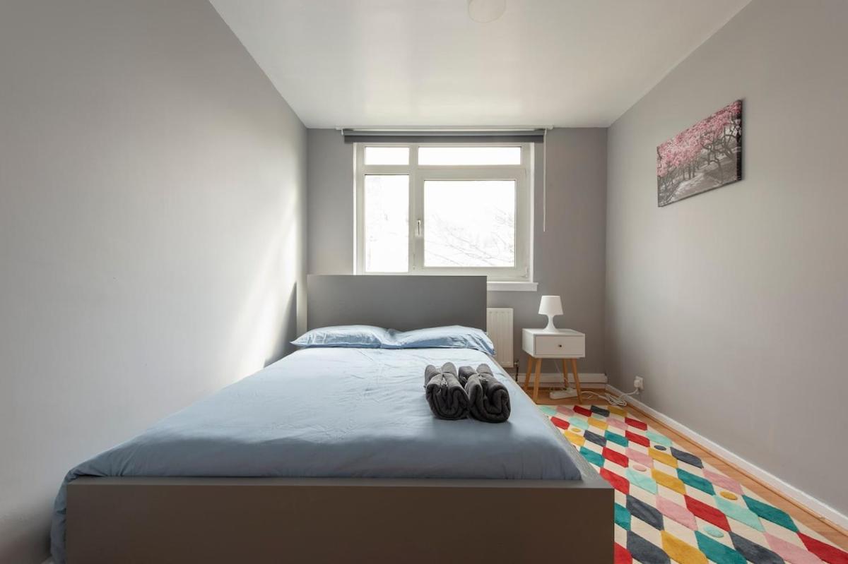 Lovely 2-Bed 20 Mins To Central London Ngoại thất bức ảnh