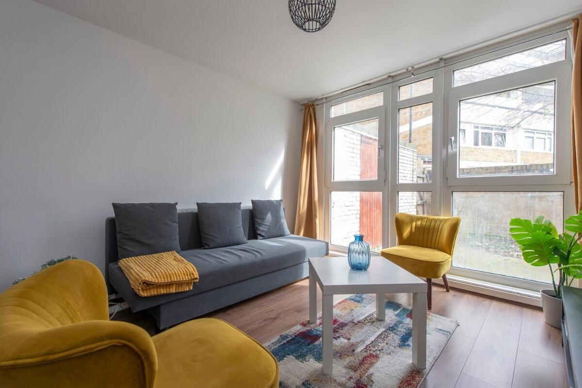 Lovely 2-Bed 20 Mins To Central London Ngoại thất bức ảnh